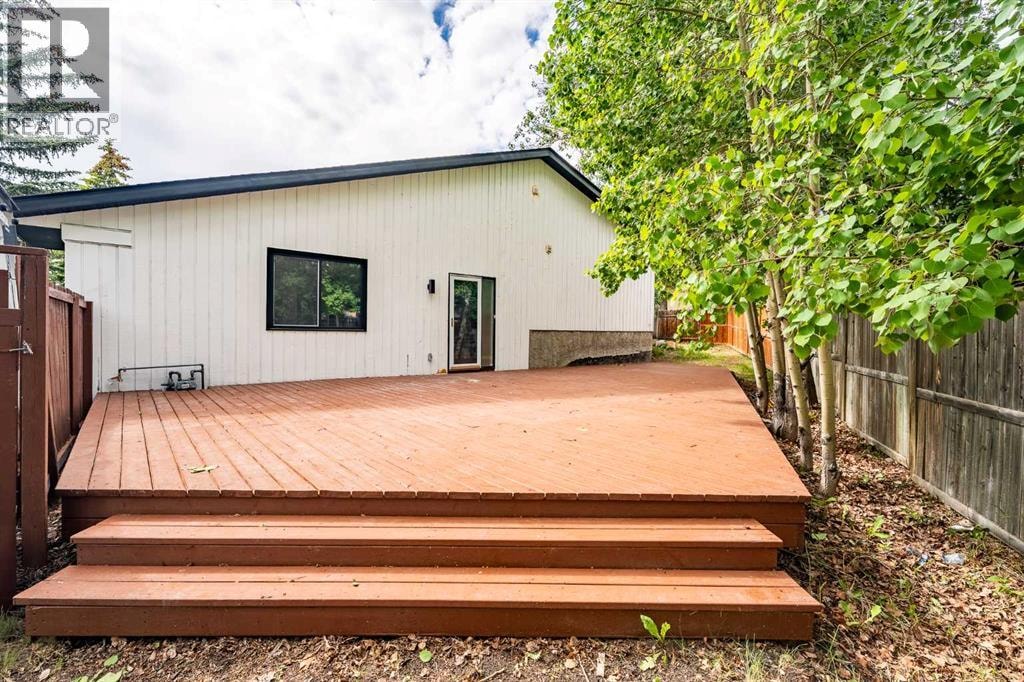 1060 Ranchview Road NW — photo 34