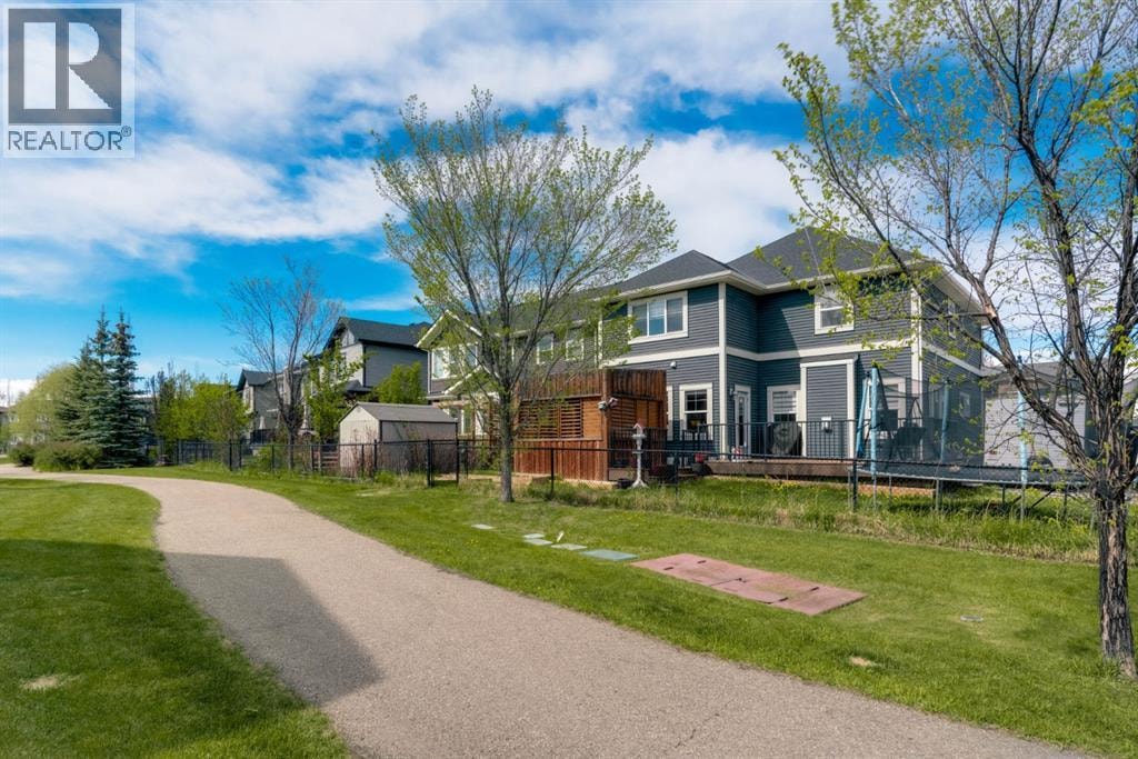 71 Canals Close SW — photo 5