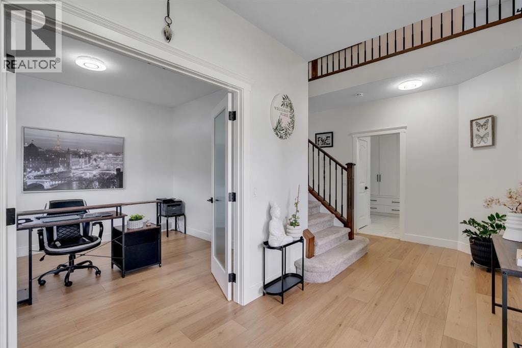 71 Canals Close SW — photo 8