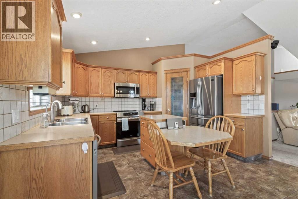 65 Canoe Circle SW — photo 9