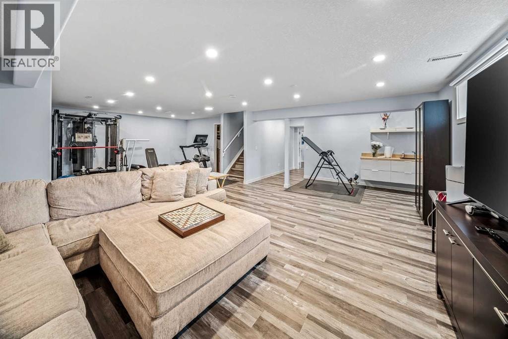 66 Crestmont Drive SW — photo 32