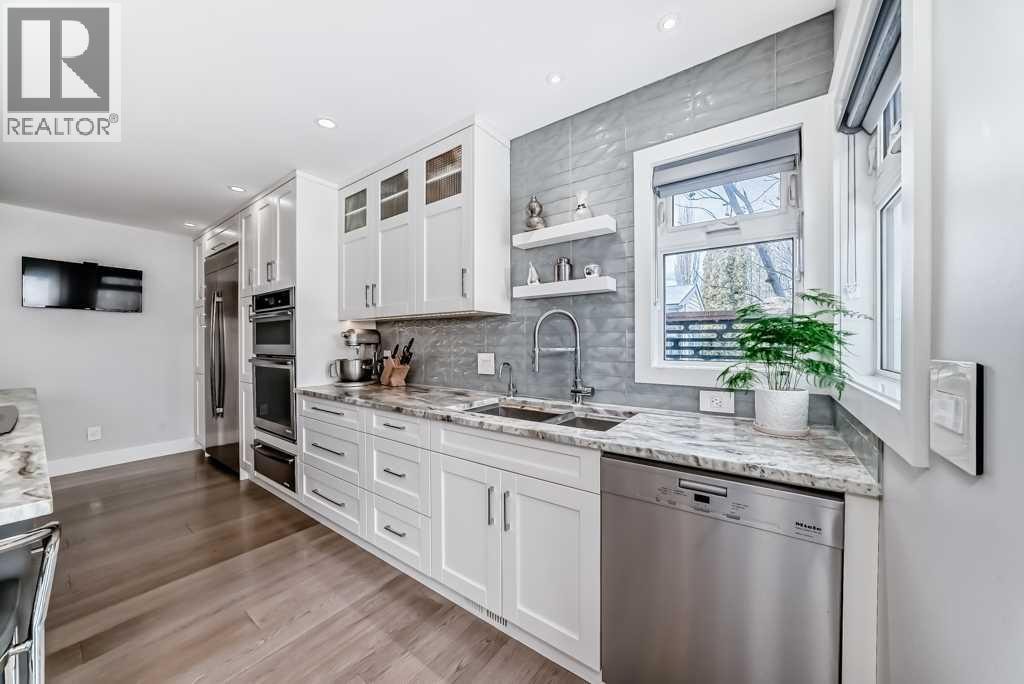 256 Riverside Mews SE — photo 13