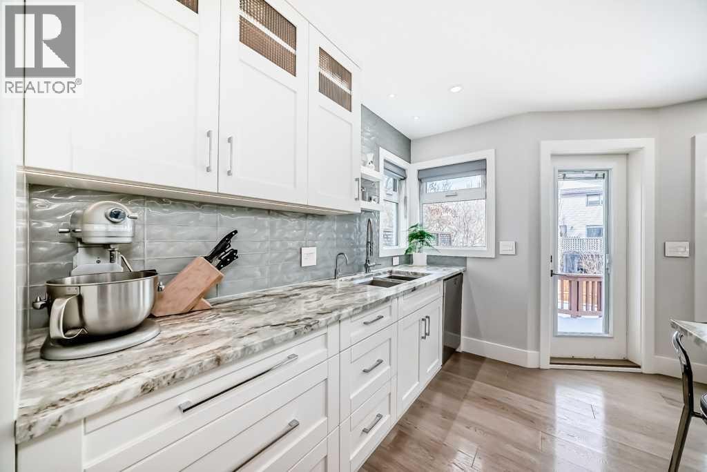 256 Riverside Mews SE — photo 16