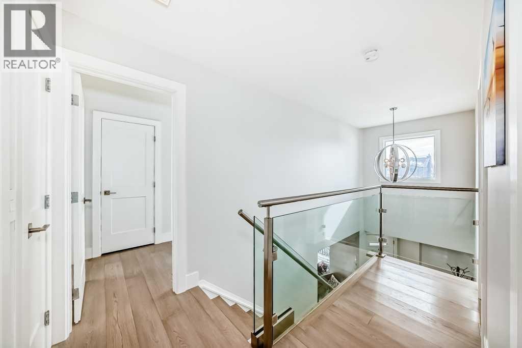 256 Riverside Mews SE — photo 39