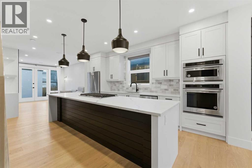 631 55 Avenue SW — photo 11