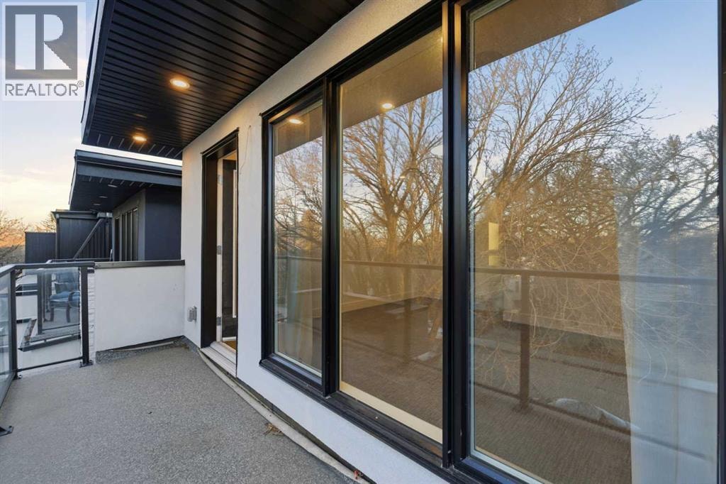 631 55 Avenue SW — photo 37