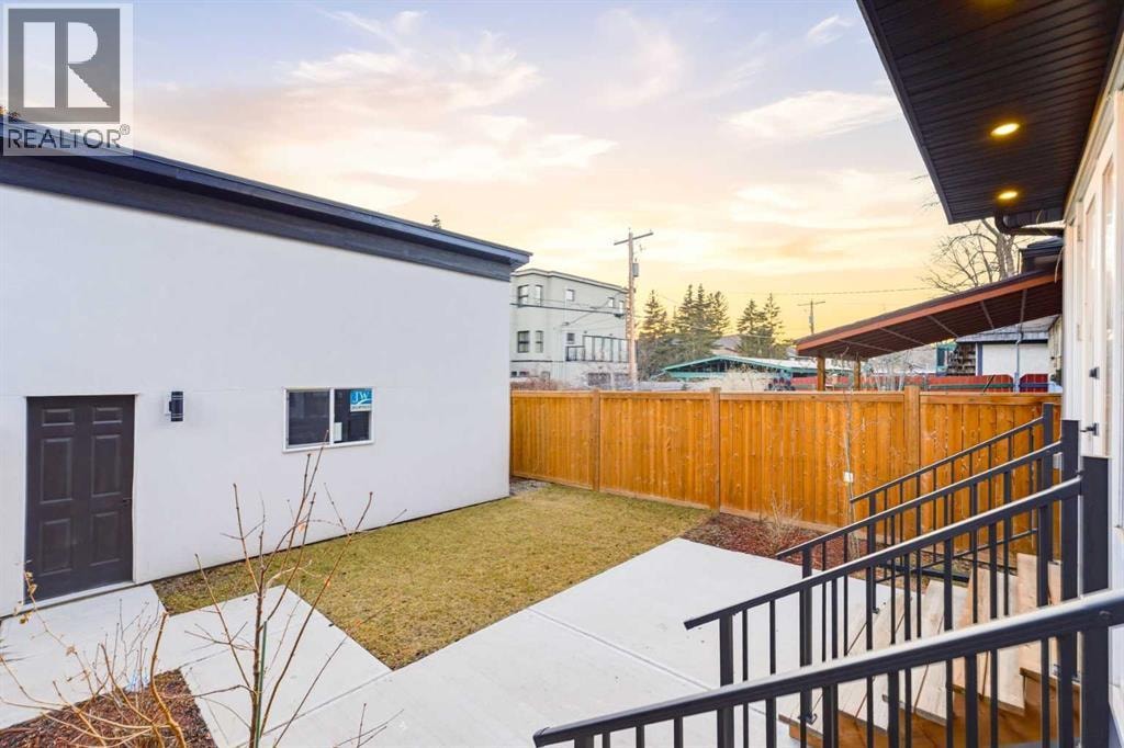631 55 Avenue SW — photo 48