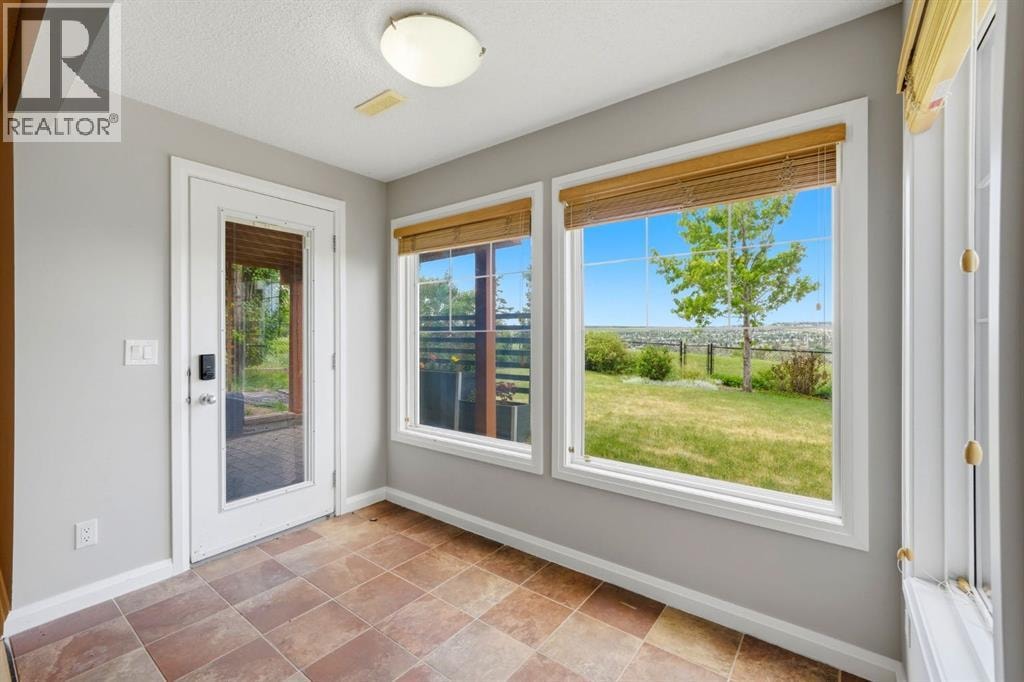 170 Panamount Road NW — photo 32