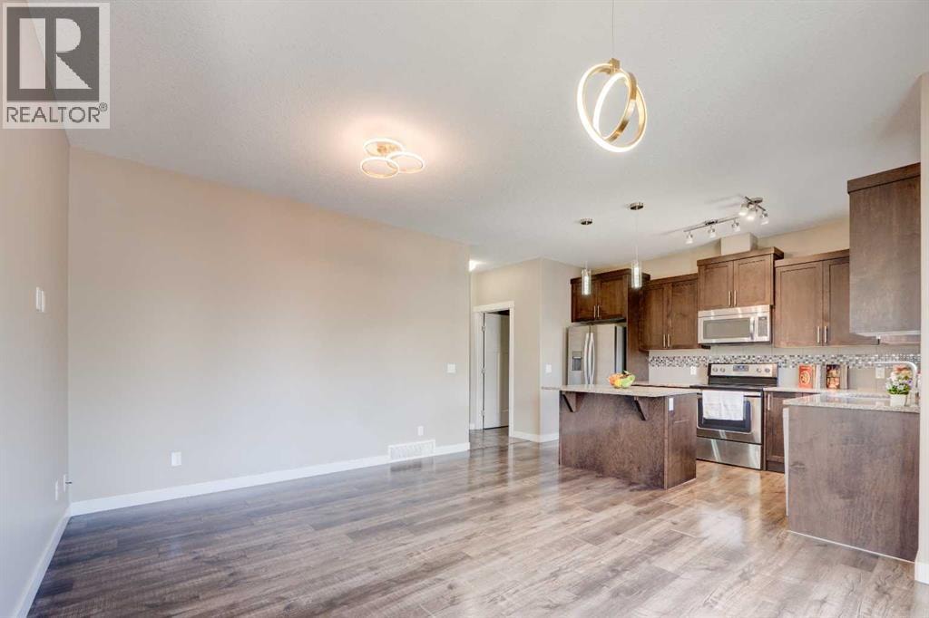 558 Evanston Manor NW — photo 11