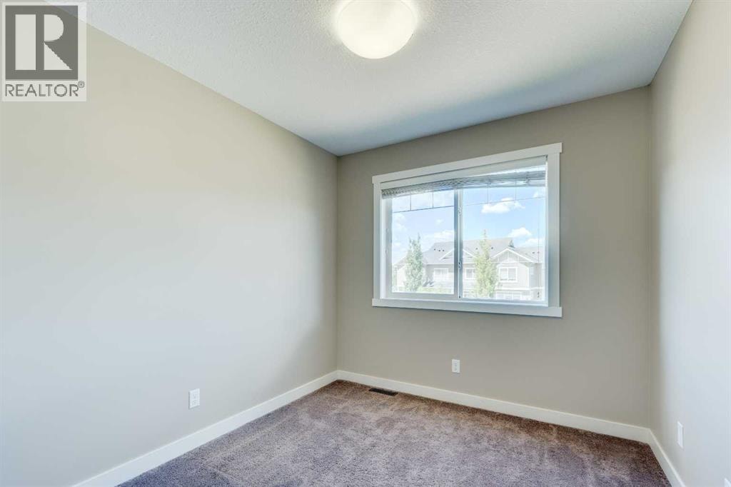 558 Evanston Manor NW — photo 20