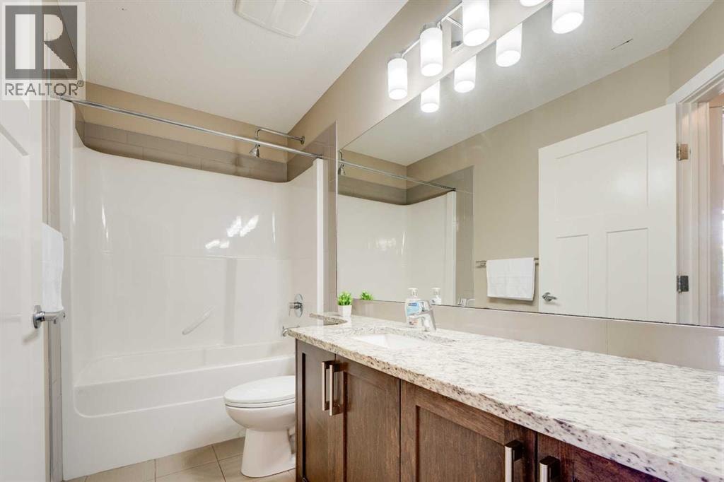 558 Evanston Manor NW — photo 24