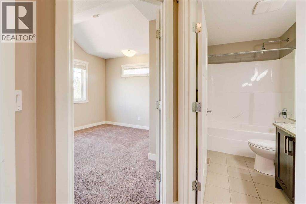 558 Evanston Manor NW — photo 26
