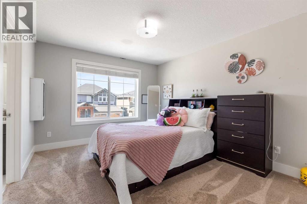 125 Kinniburgh Loop — photo 36