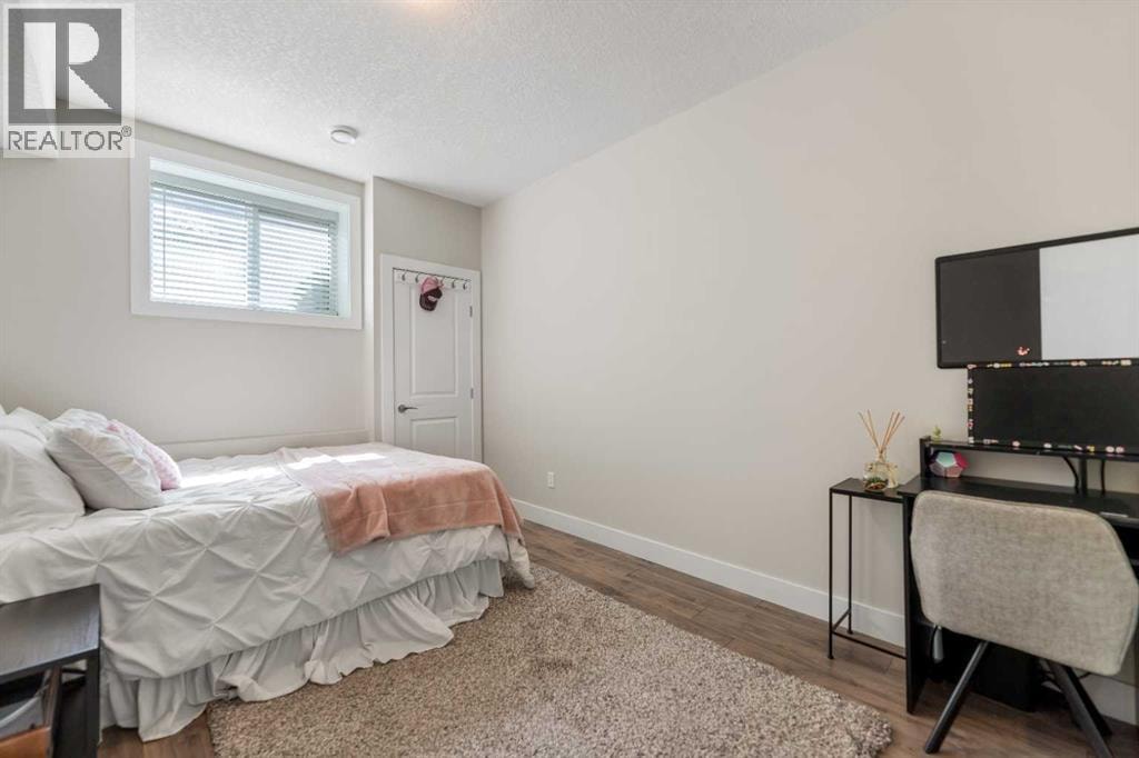 125 Kinniburgh Loop — photo 45