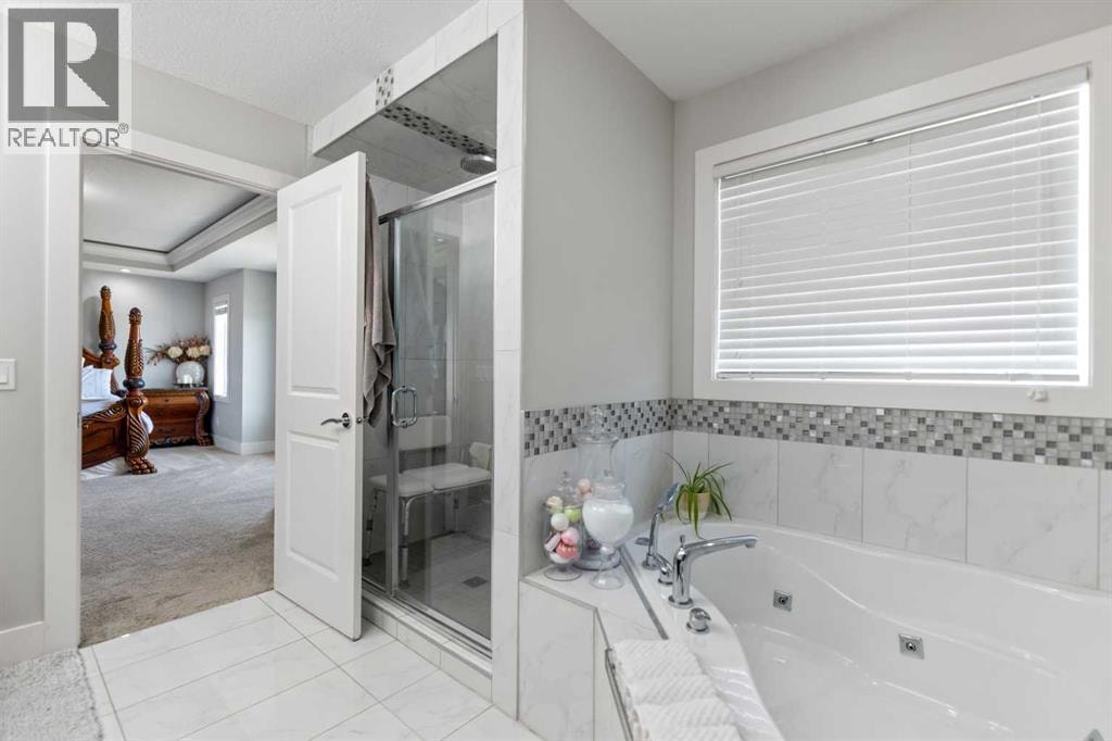 125 Kinniburgh Loop — photo 32
