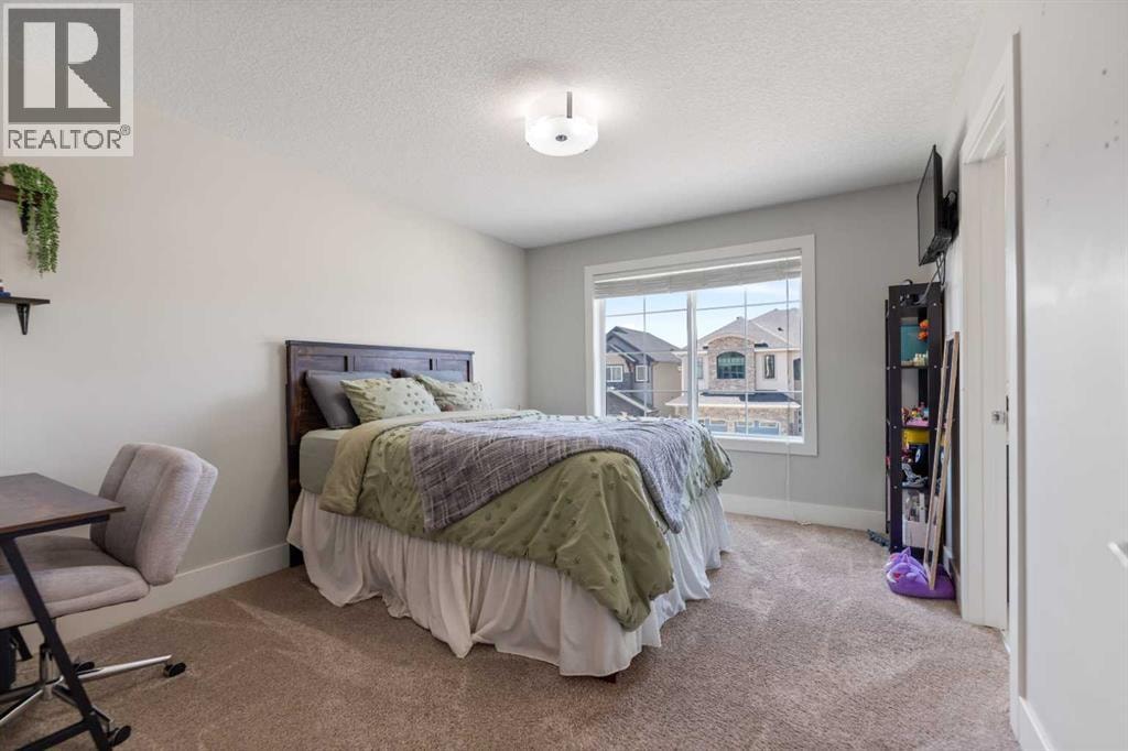 125 Kinniburgh Loop — photo 38