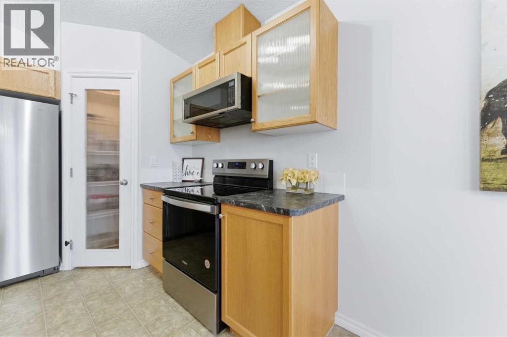 40 Royal Birch Mount NW — photo 18