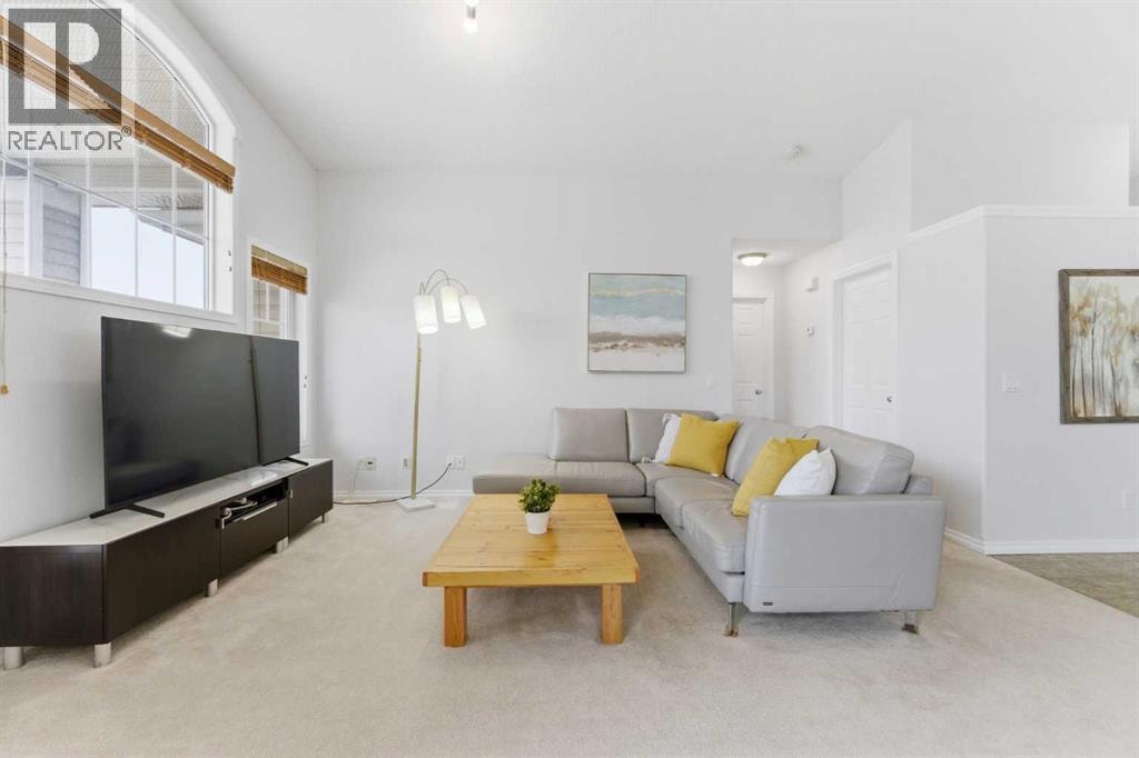 40 Royal Birch Mount NW — photo 11
