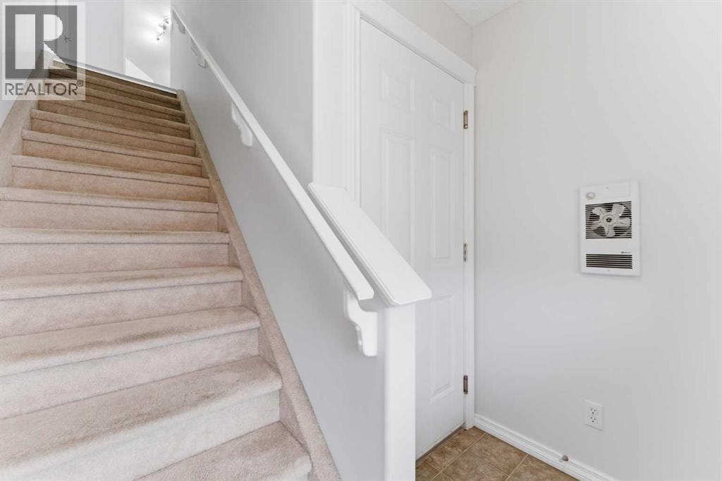 40 Royal Birch Mount NW — photo 5