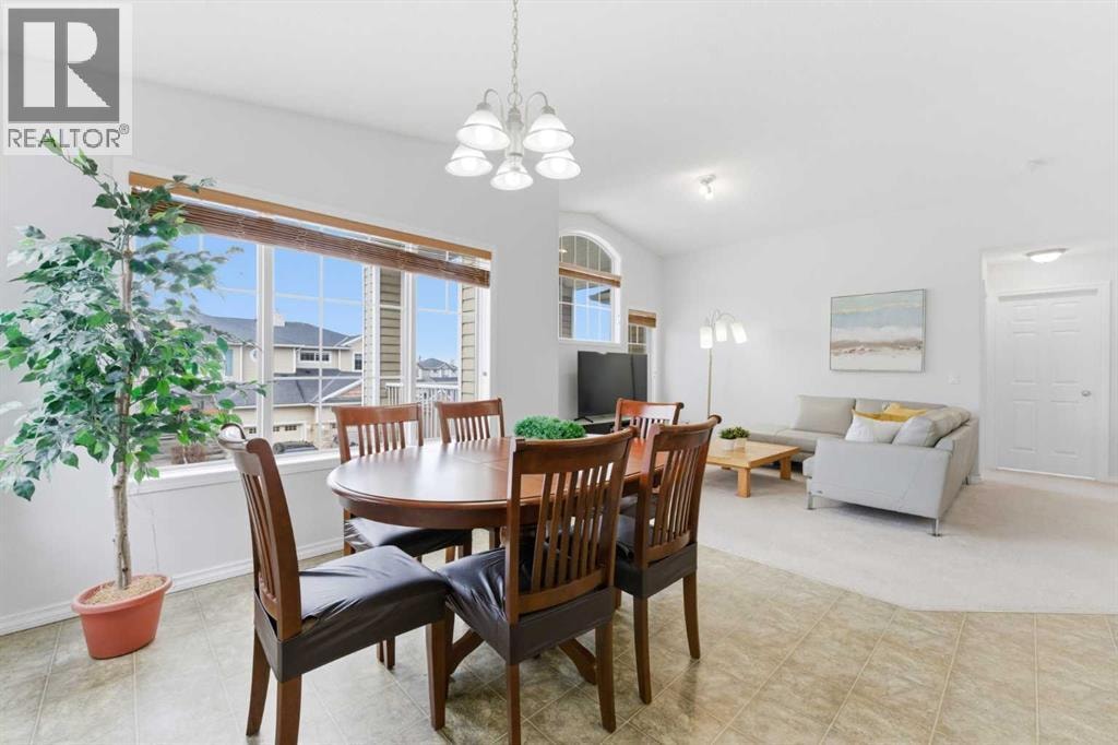 40 Royal Birch Mount NW — photo 23