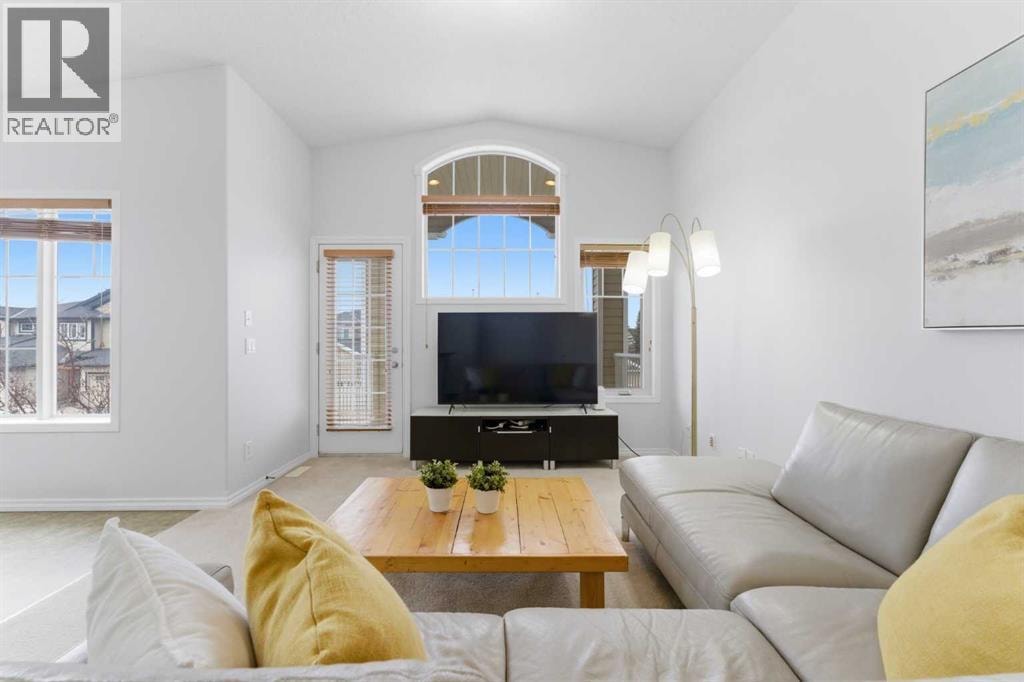 40 Royal Birch Mount NW — photo 10