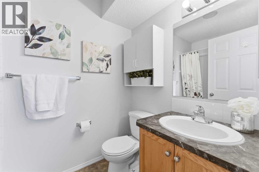 40 Royal Birch Mount NW — photo 32