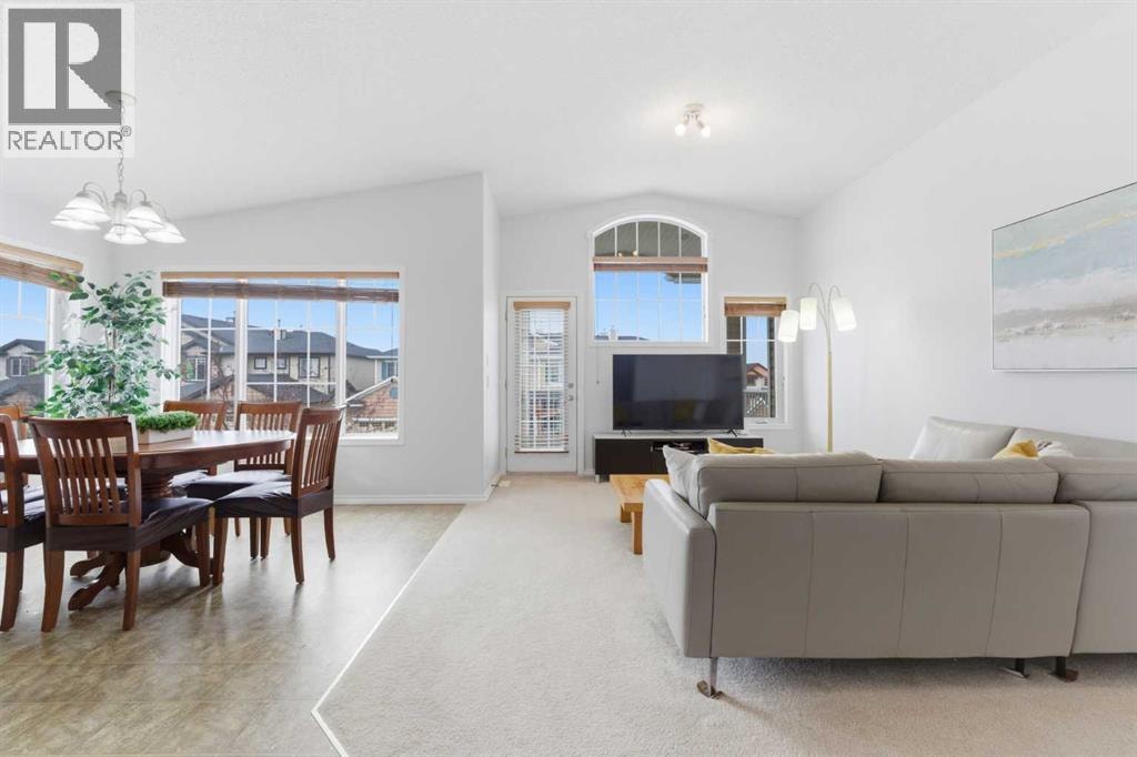 40 Royal Birch Mount NW — photo 6