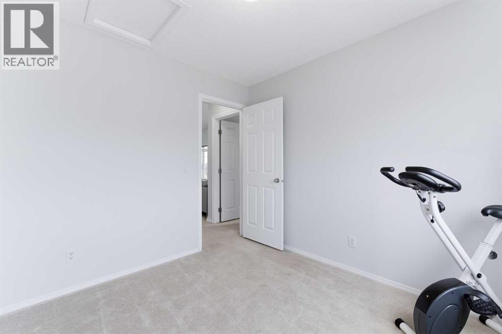 40 Royal Birch Mount NW — photo 31