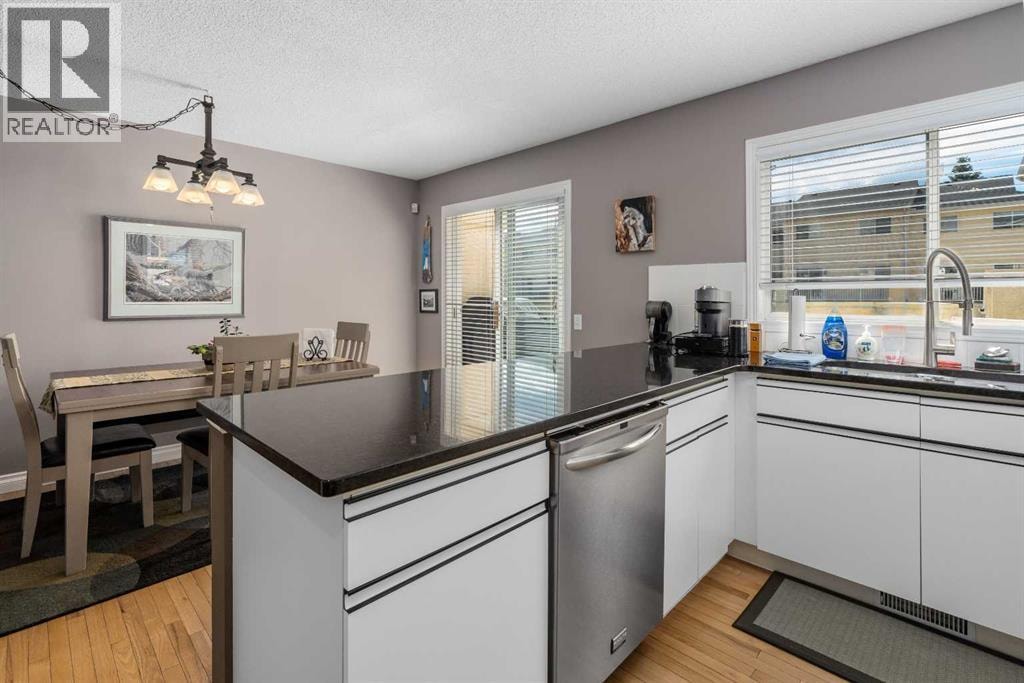 47 Millrose Place SW — photo 7