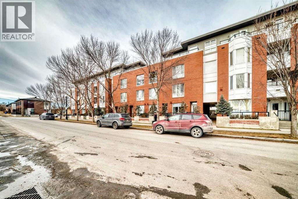 204, 830 Centre Avenue NE — photo 37