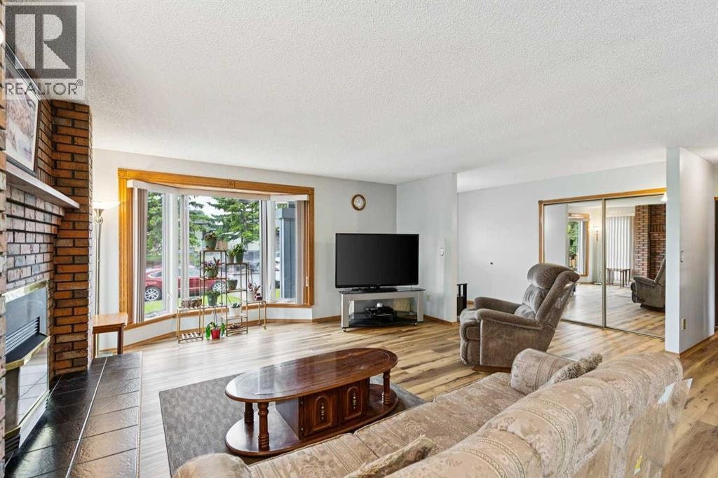 2138 Summerfield Boulevard SE — photo 10