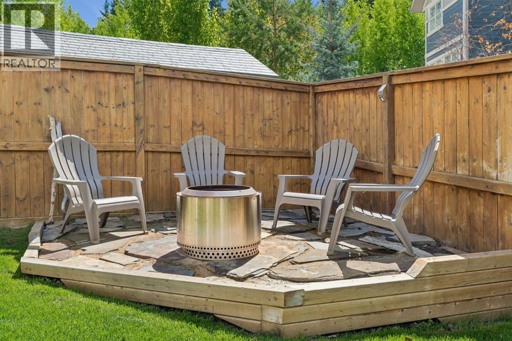 117 Riviera Crescent — photo 33