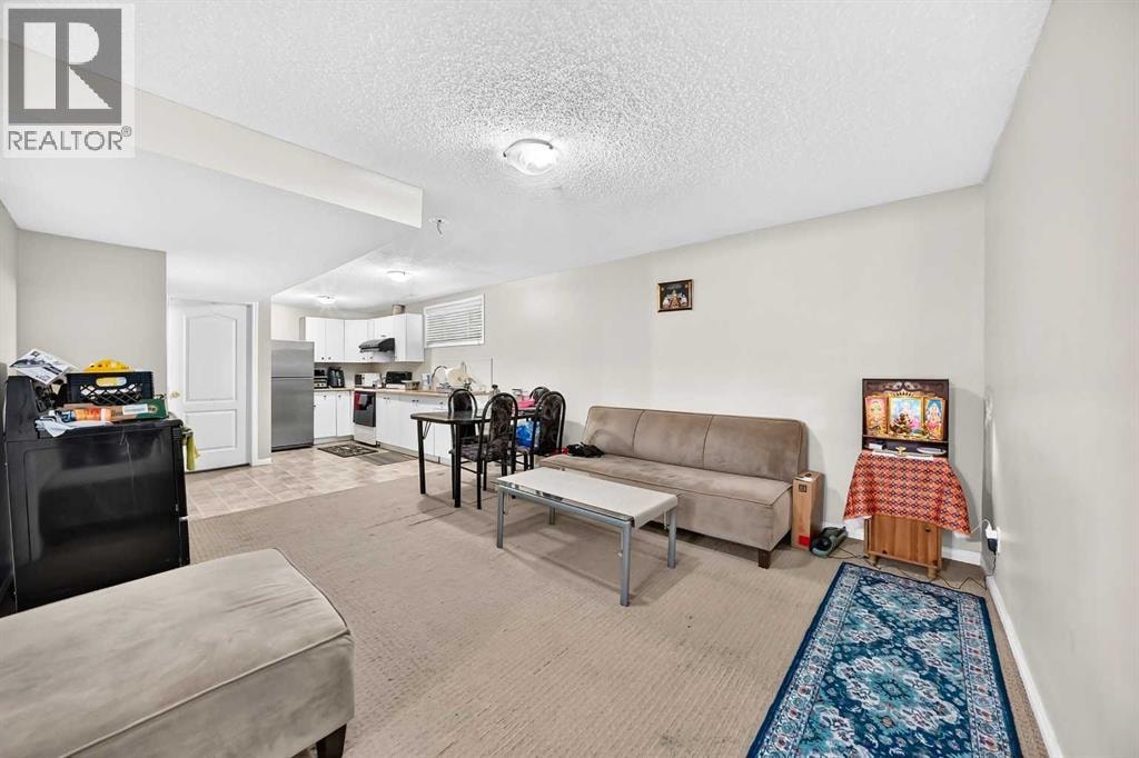 18 Taralake Gardens NE — photo 25