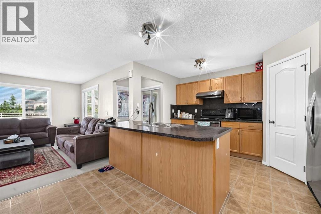 18 Taralake Gardens NE — photo 6