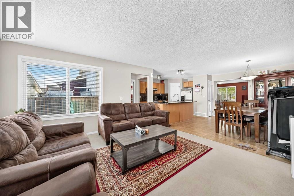 18 Taralake Gardens NE — photo 10