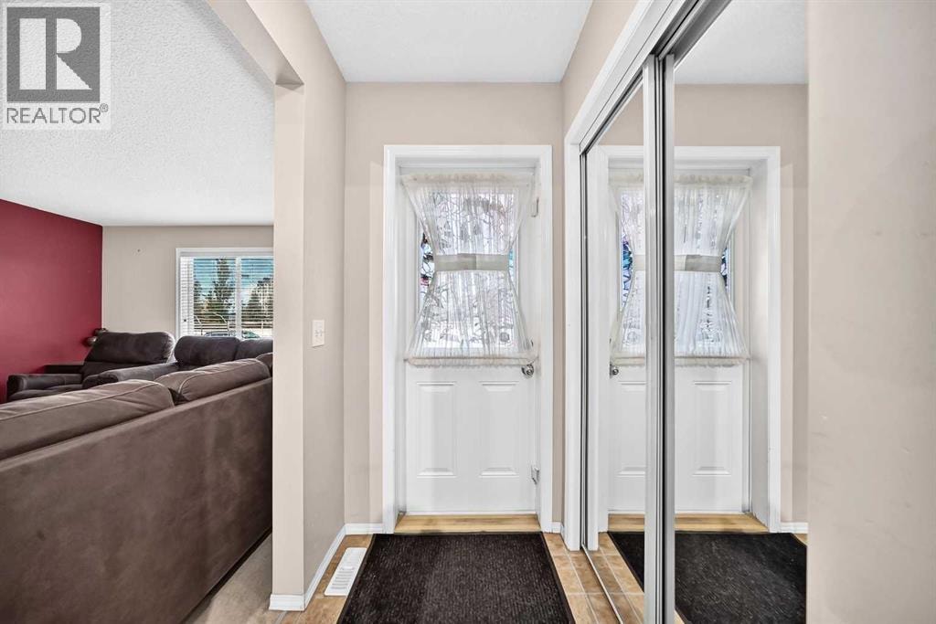 18 Taralake Gardens NE — photo 13