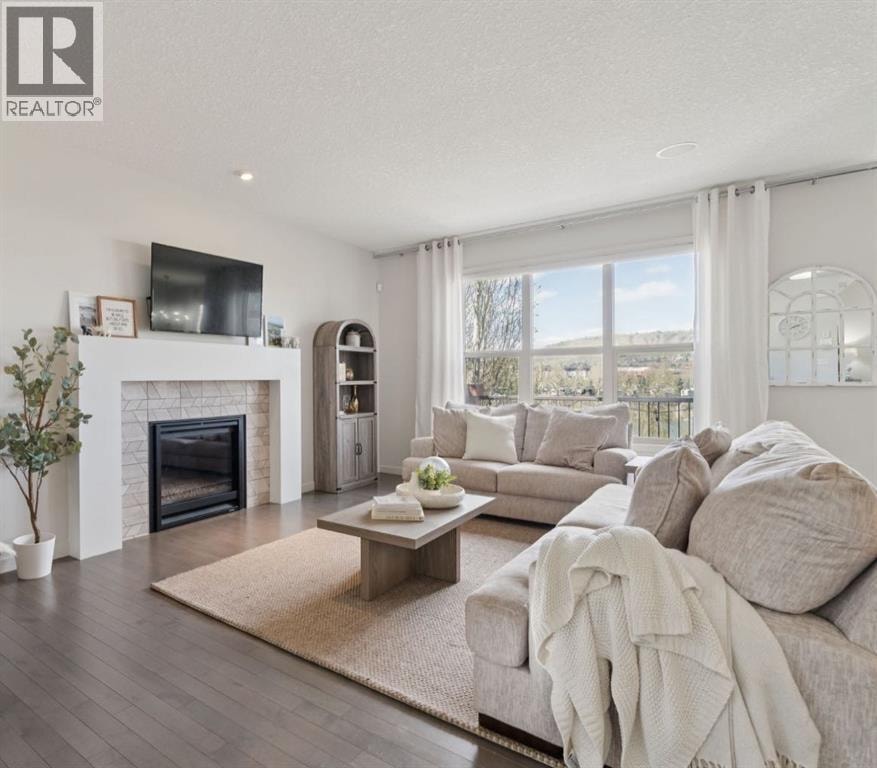 42 Riviera View — photo 1