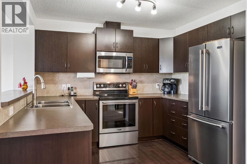 150 River Heights Crescent — photo 3