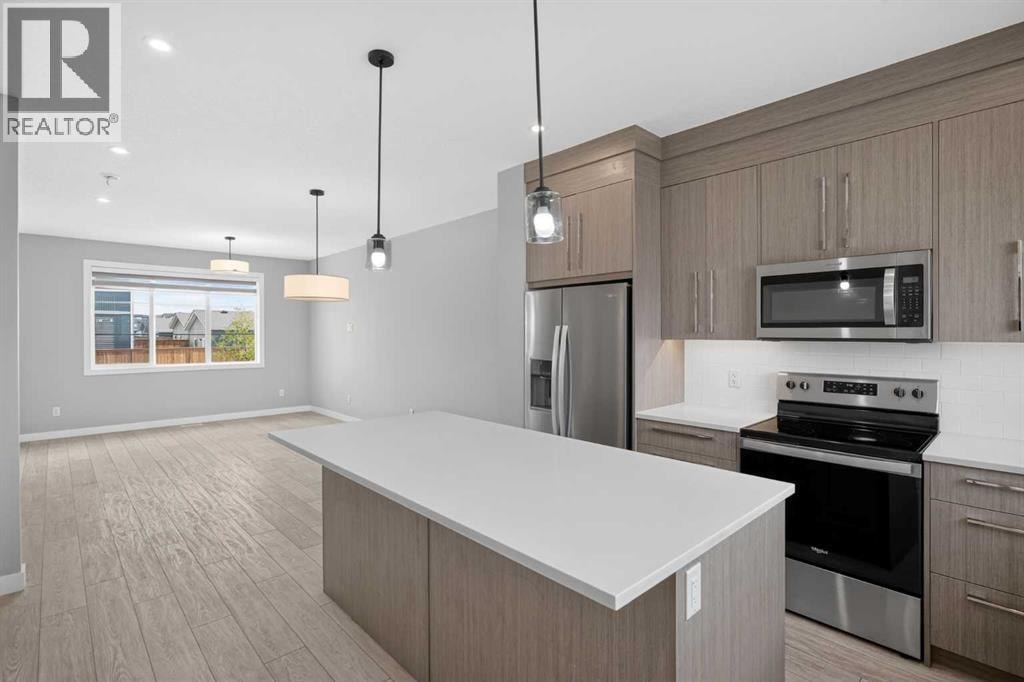204 Chelsea Manor — photo 13