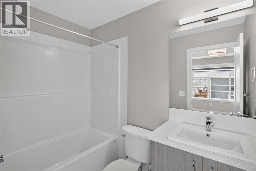 204 Chelsea Manor — photo 23