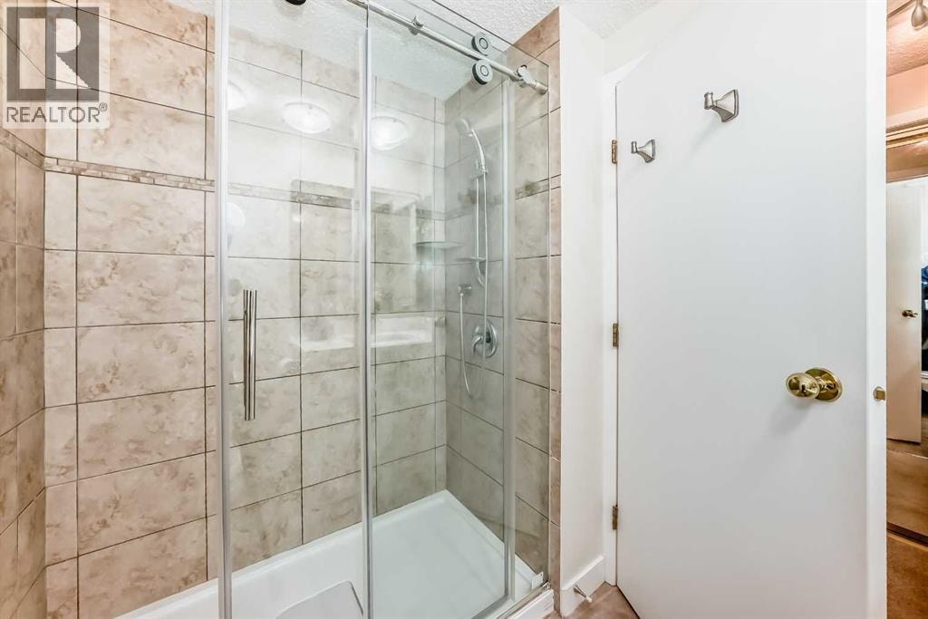 322 Point Mckay Gardens NW — photo 18