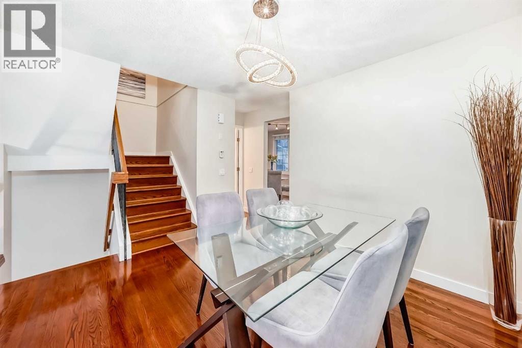 322 Point Mckay Gardens NW — photo 8