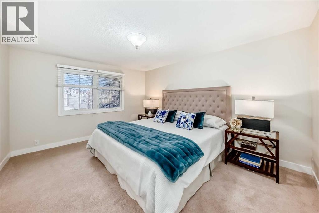 322 Point Mckay Gardens NW — photo 15