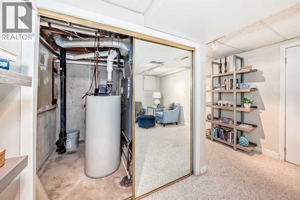 322 Point Mckay Gardens NW — photo 29