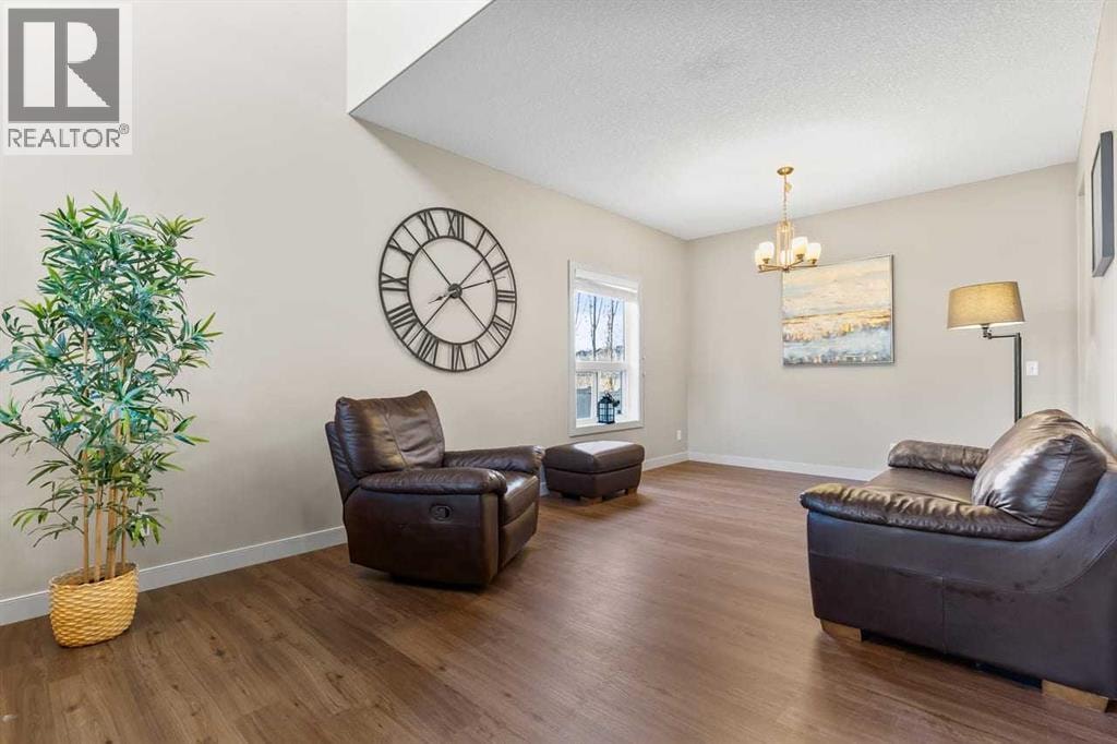 38 Everhollow Green SW — photo 5