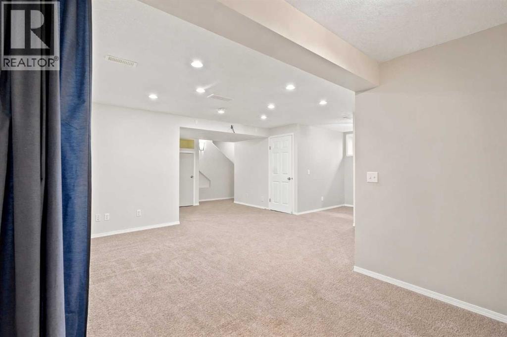 88 Rockyledge Crescent NW — photo 25