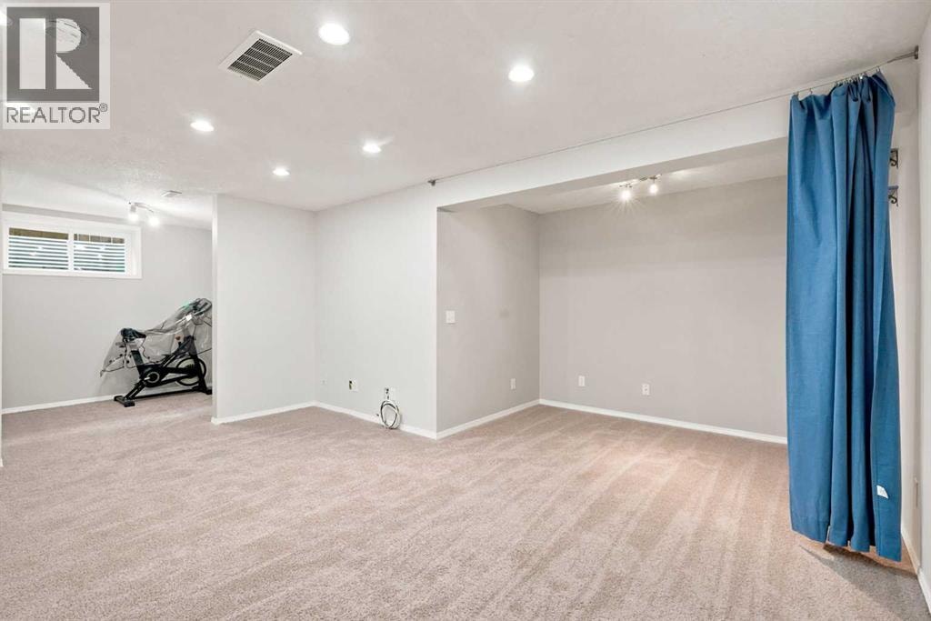 88 Rockyledge Crescent NW — photo 28