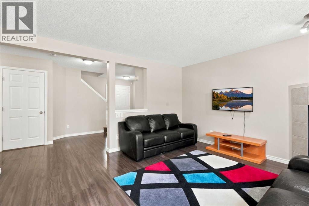 88 Rockyledge Crescent NW — photo 5