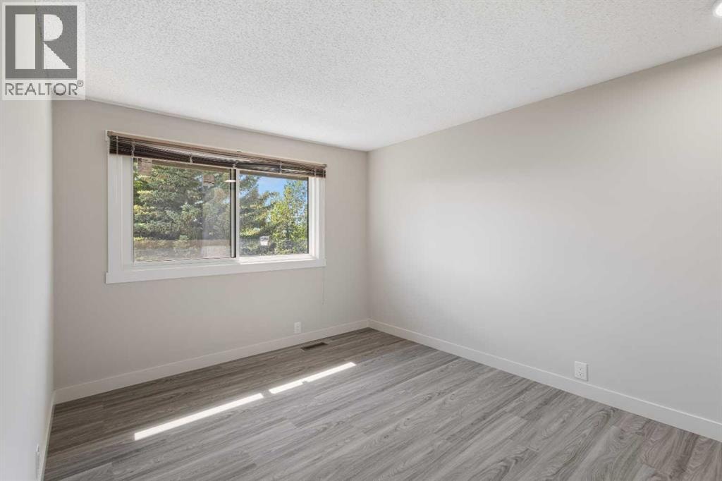 50, 5019 46 Avenue SW — photo 20