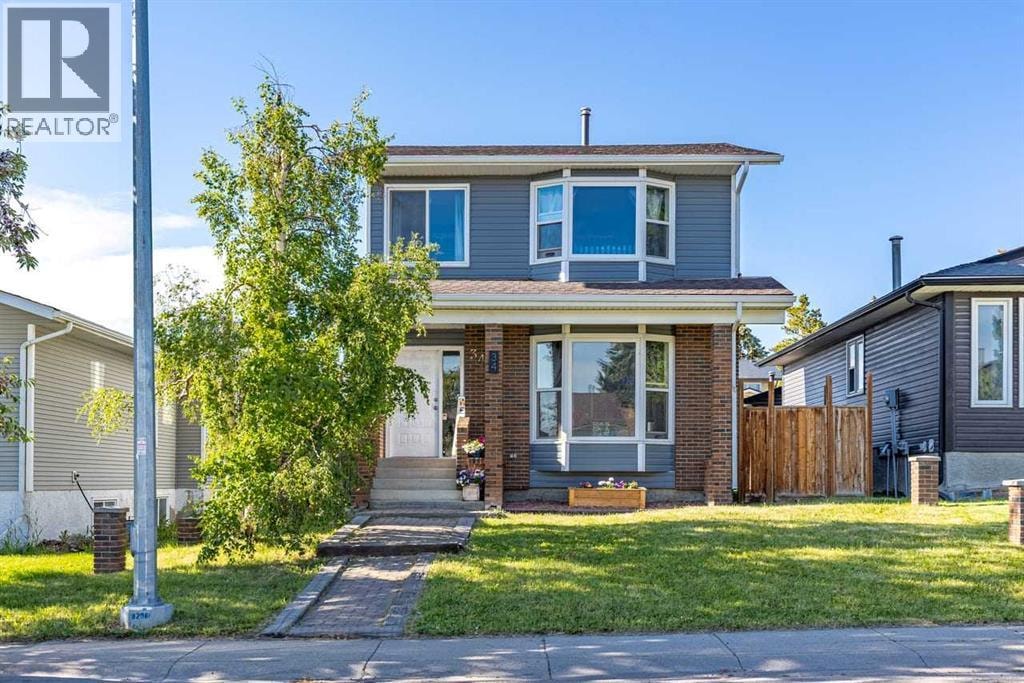 34 Elk Hill SE